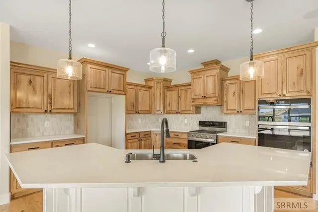 $770,000 | 5715 Long Cove Drive, Idaho Falls, ID 83404