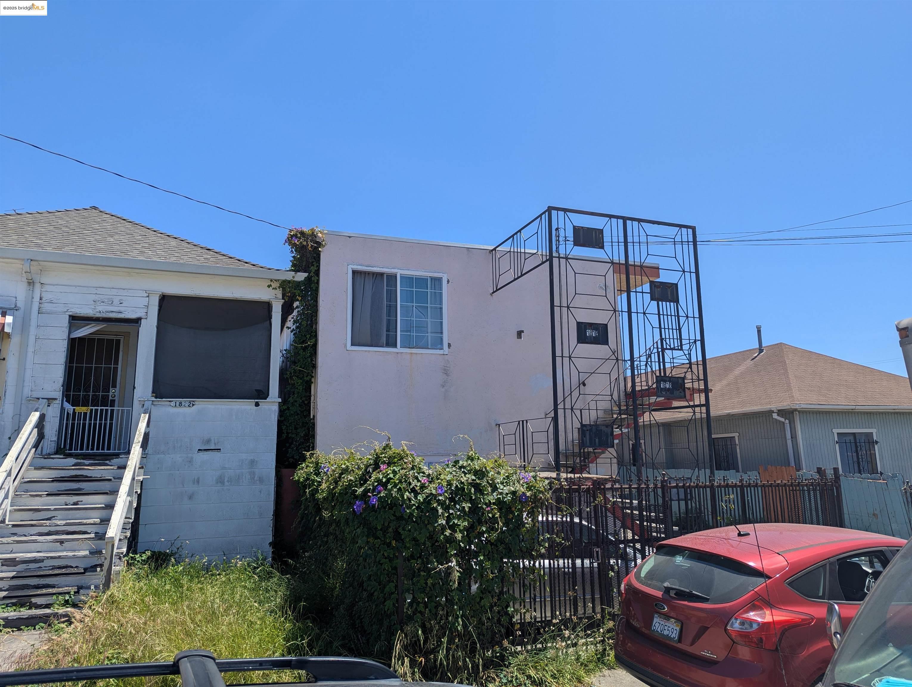 1818 Rosedale Avenue Oakland, CA 94601 - Photo 3 of 9