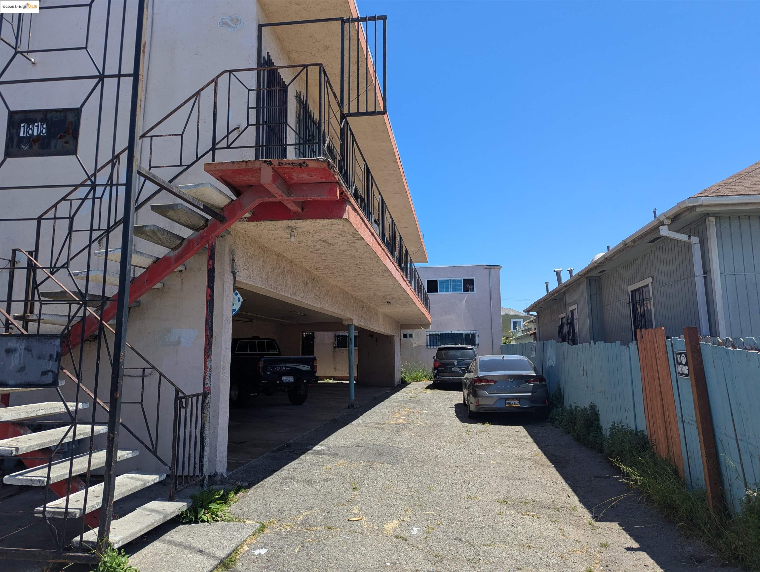 1818 Rosedale Avenue Oakland, CA 94601 - Photo 4 of 9