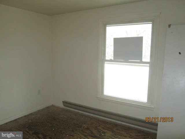 9102 Oxon Hill Road Fort Washington, MD 20744 - Photo 8 of 14 Bedroom