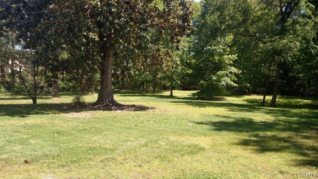 7207 Topsham Road Henrico, VA 23228 - Photo 3 of 19 Gallery Image 3
