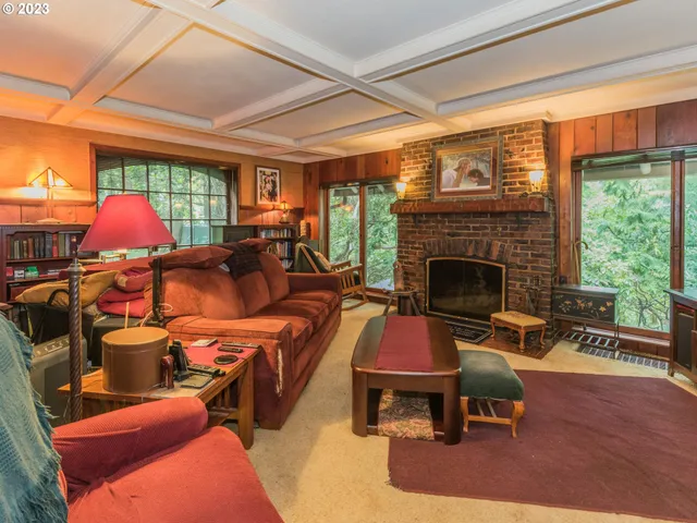 $750,000 | 2440 Southeast Regner Road, Gresham, OR 97080