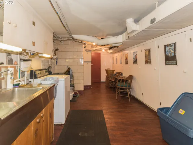 $750,000 | 2440 Southeast Regner Road, Gresham, OR 97080