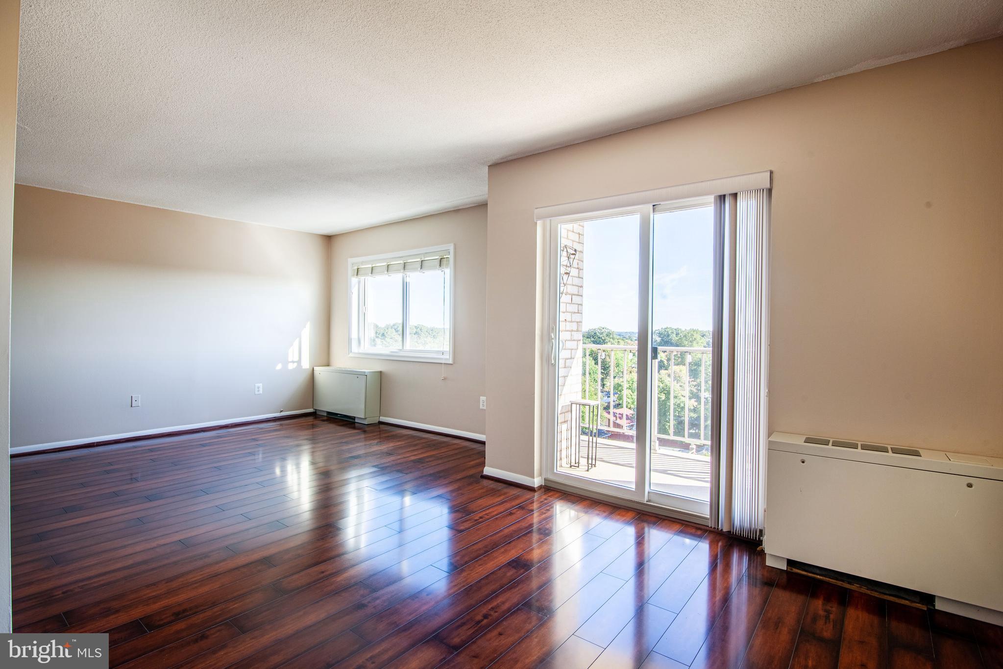 1121 University Boulevard West, Unit 1002 Silver Spring, MD 20902 - Photo 8 of 18 Dining Area