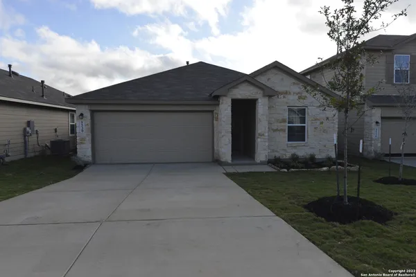 $2,200 | 5530 Chase, San Antonio, TX 78266