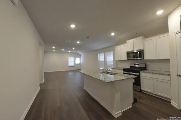 $2,200 | 5530 Chase, San Antonio, TX 78266