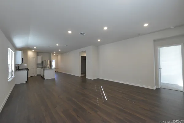 $2,200 | 5530 Chase, San Antonio, TX 78266