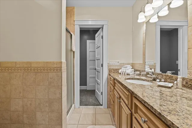 $1,295,000 | 327 Topnotch Drive, Unit 327B, Stowe, VT 05672