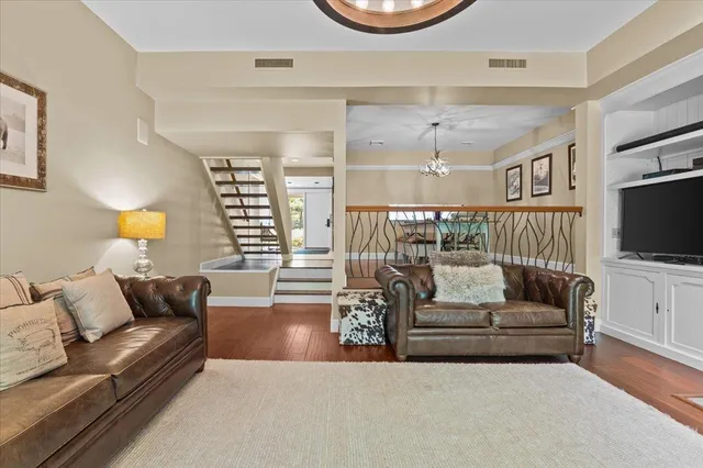 $1,295,000 | 327 Topnotch Drive, Unit 327B, Stowe, VT 05672