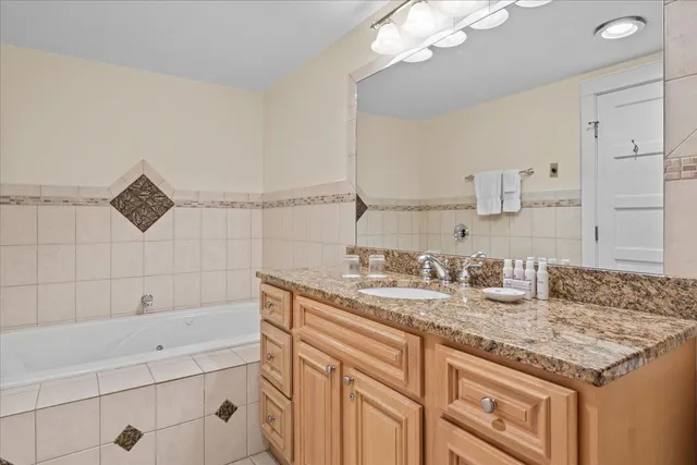 $1,295,000 | 327 Topnotch Drive, Unit 327B, Stowe, VT 05672