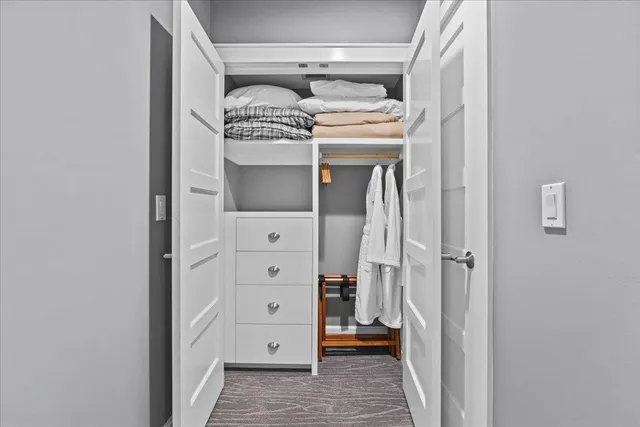 $1,295,000 | 327 Topnotch Drive, Unit 327B, Stowe, VT 05672