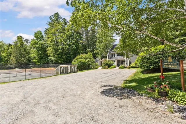 $1,295,000 | 327 Topnotch Drive, Unit 327B, Stowe, VT 05672
