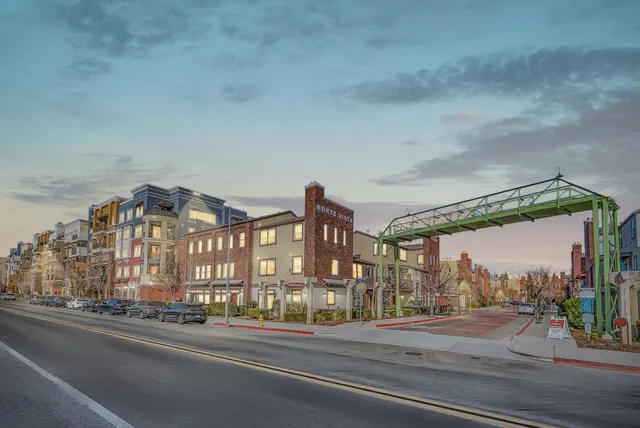 $788,888 | 809 Auzerais Avenue, Unit 321, San Jose, CA 95126