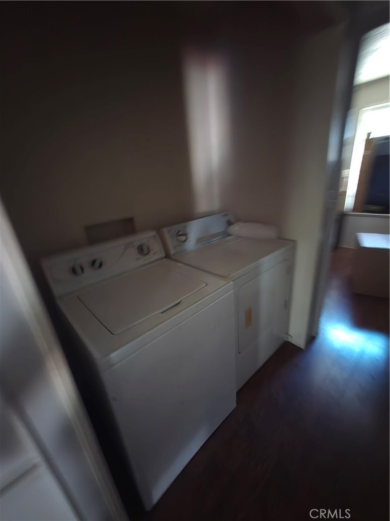 22899 Byron Road, Unit 41 Crestline, CA 92325 - Photo 8 of 10 a utility room with dryer and washer