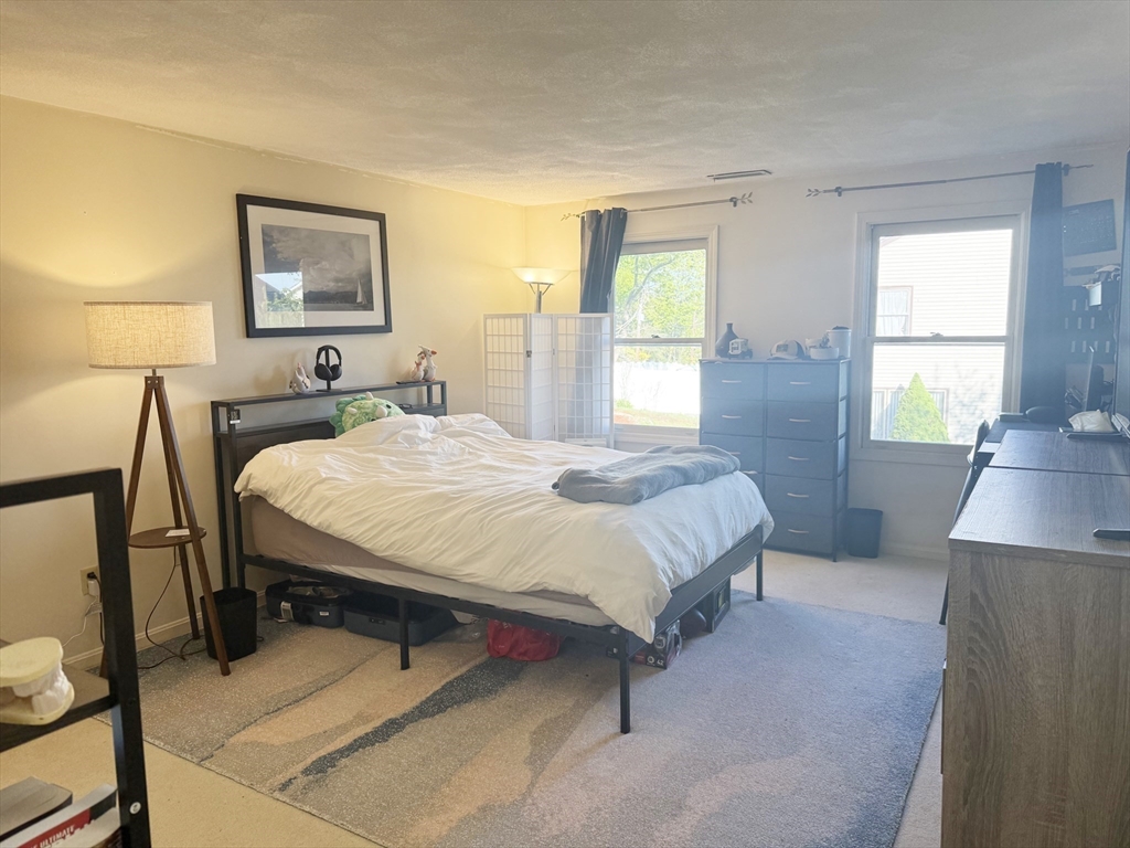 14 Kings Court, Unit 14 Arlington, MA 02474 - Photo 5 of 27