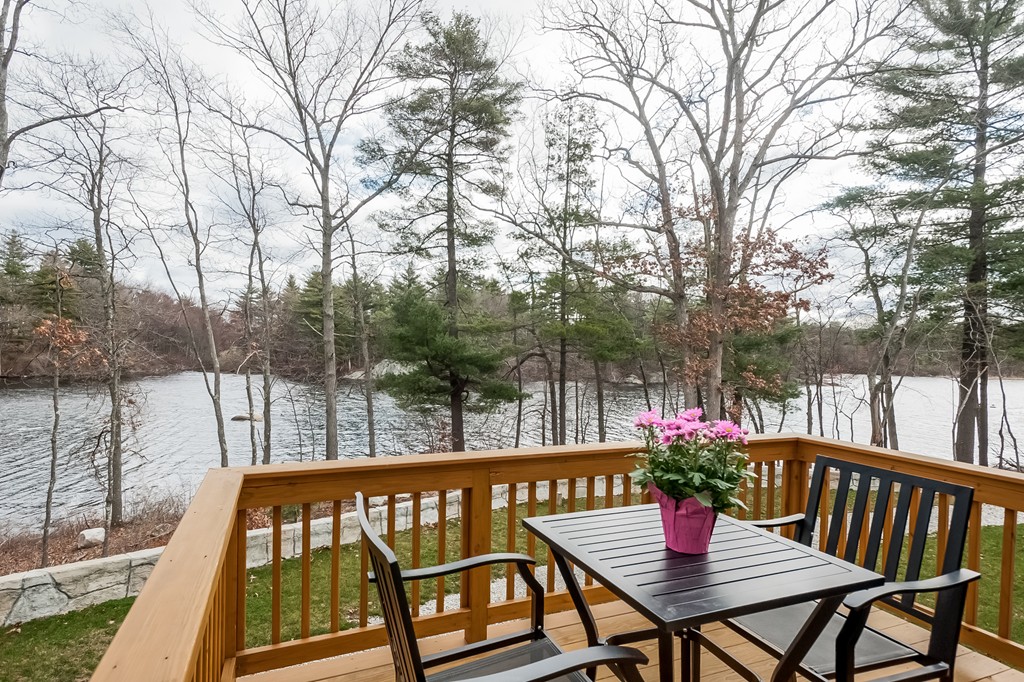 37 Kelly Way, Unit 37 Canton, MA 02021 - Photo 20 of 30 Gallery Image 20