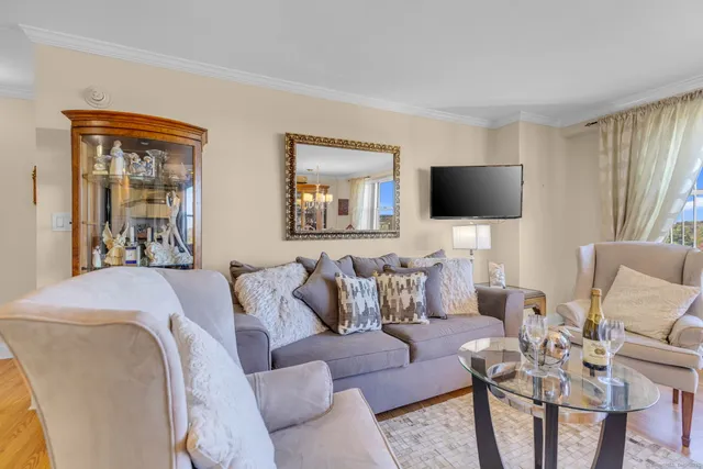 $220,000 | 2625 Park Avenue, Unit 12L, Bridgeport, CT 06604