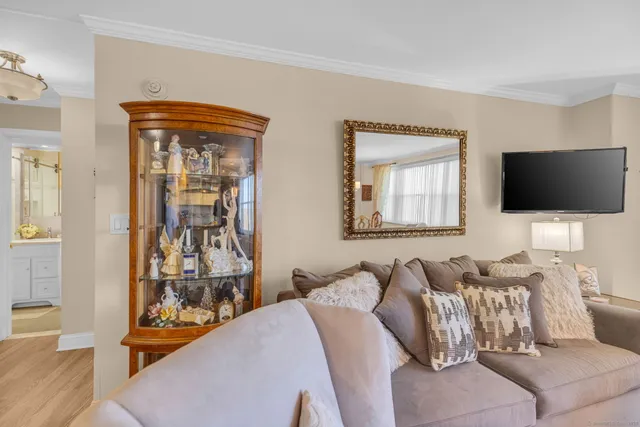 $220,000 | 2625 Park Avenue, Unit 12L, Bridgeport, CT 06604