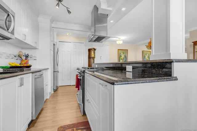 $220,000 | 2625 Park Avenue, Unit 12L, Bridgeport, CT 06604