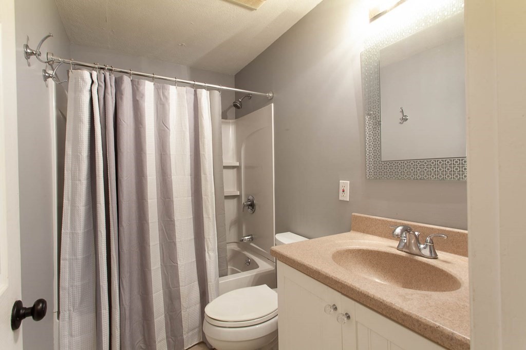 38 Bennett Street, Unit 3D Wakefield, MA 01880 - Photo 10 of 12