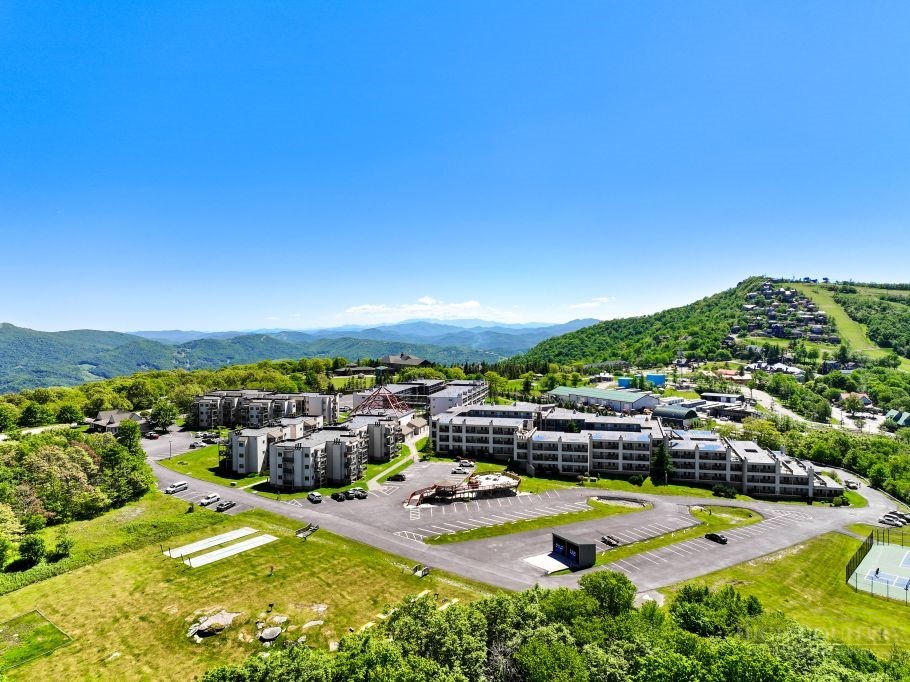 301 Pinnacle Inn Road, Unit 2218 Beech Mountain, NC 28604 - Photo 23 of 29