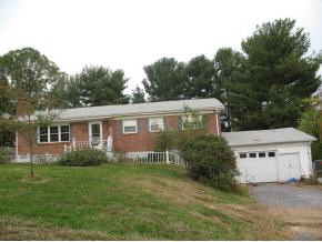 433 Sioux Road Bristol, VA 24201 - Photo 1 of 2 Photo 1