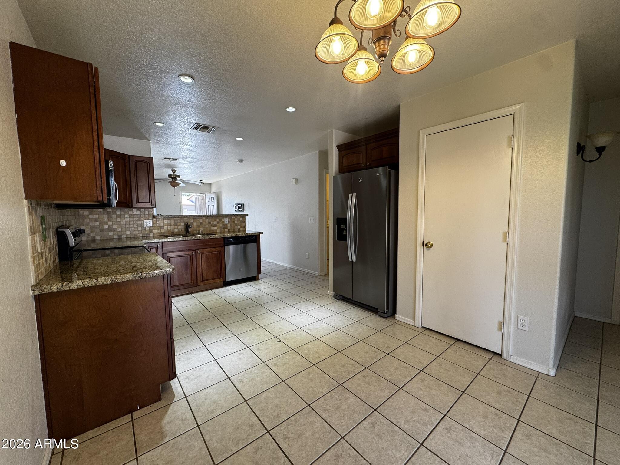 13220 West Calavar Road Surprise, AZ 85379 - Photo 5 of 17
