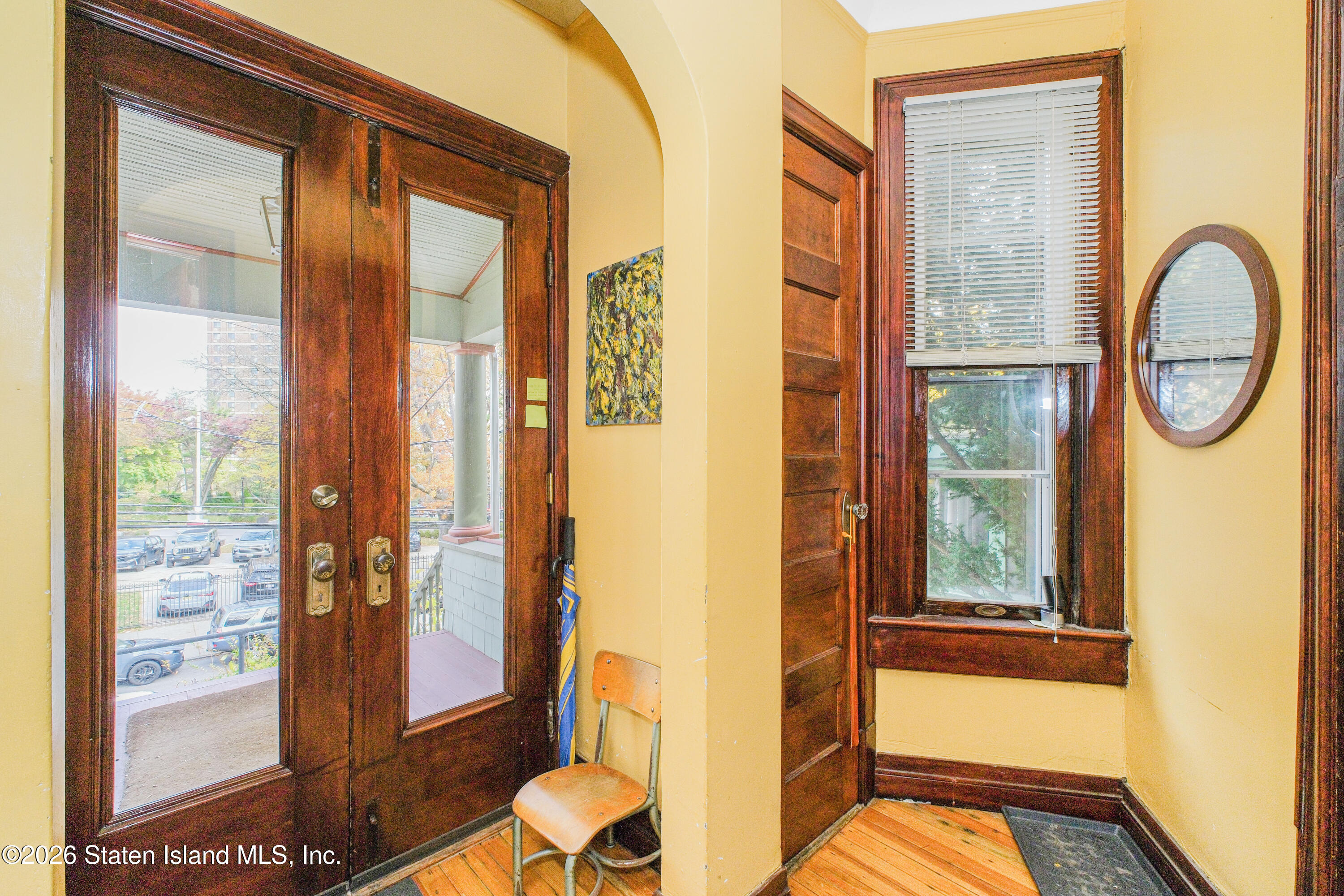 98 Hamilton Avenue Staten Island, NY 10301 - Photo 4 of 55 Entryway