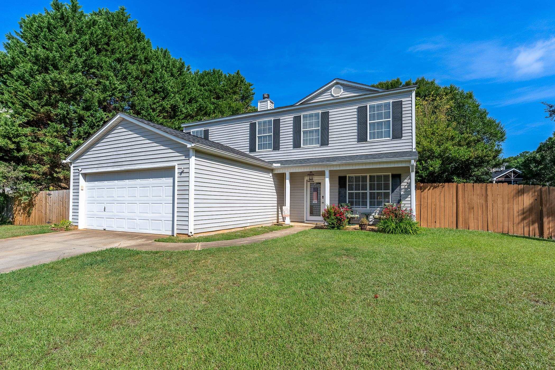 3 Hideaway Court Simpsonville, SC 29680 - Photo 2 of 35