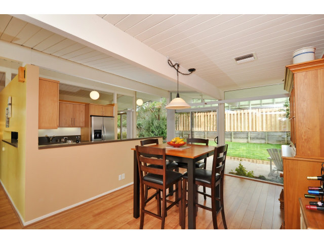 1547 Forge Road San Mateo, CA 94402 - Photo 7 of 21 Gallery Image 7