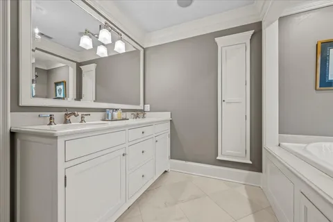 $1,825,000 | 158 Atteridge Road, Lake Forest, IL 60045