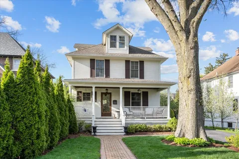 $1,825,000 | 158 Atteridge Road, Lake Forest, IL 60045