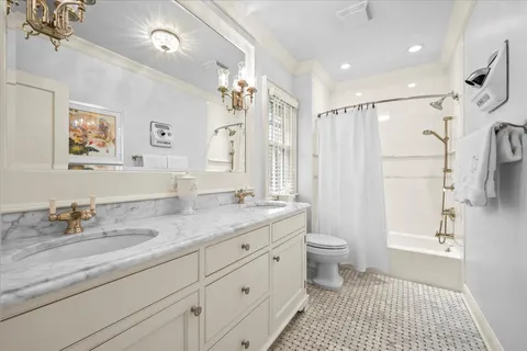 $1,825,000 | 158 Atteridge Road, Lake Forest, IL 60045