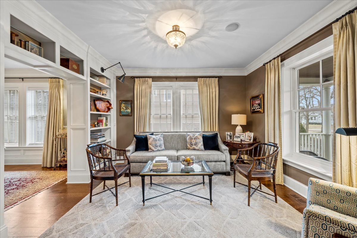 158 Atteridge Road Lake Forest, IL 60045 - Photo 6 of 36