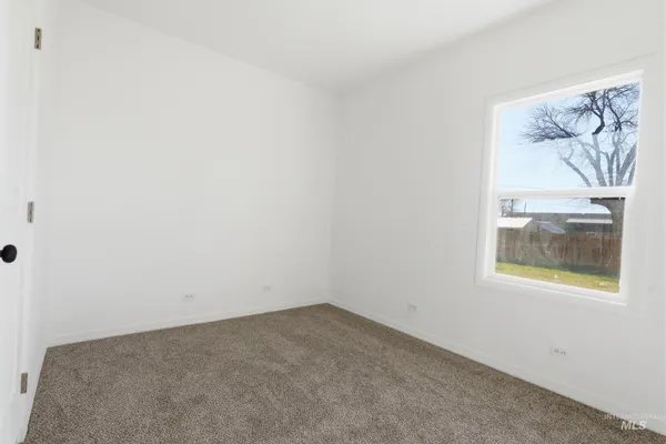 $329,900 | 107 West Main Street, Declo, ID 83323