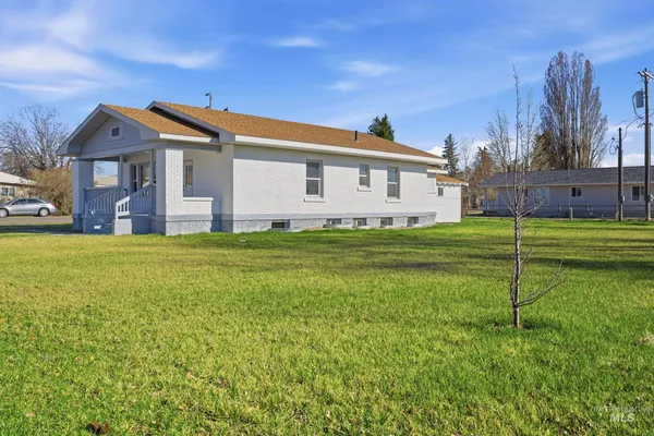 $329,900 | 107 West Main Street, Declo, ID 83323