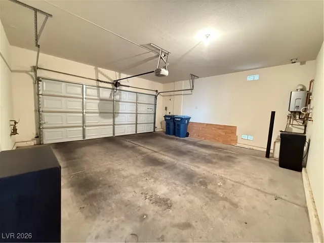 $2,070 | 9172 Domina Royal Street, Las Vegas, NV 89148