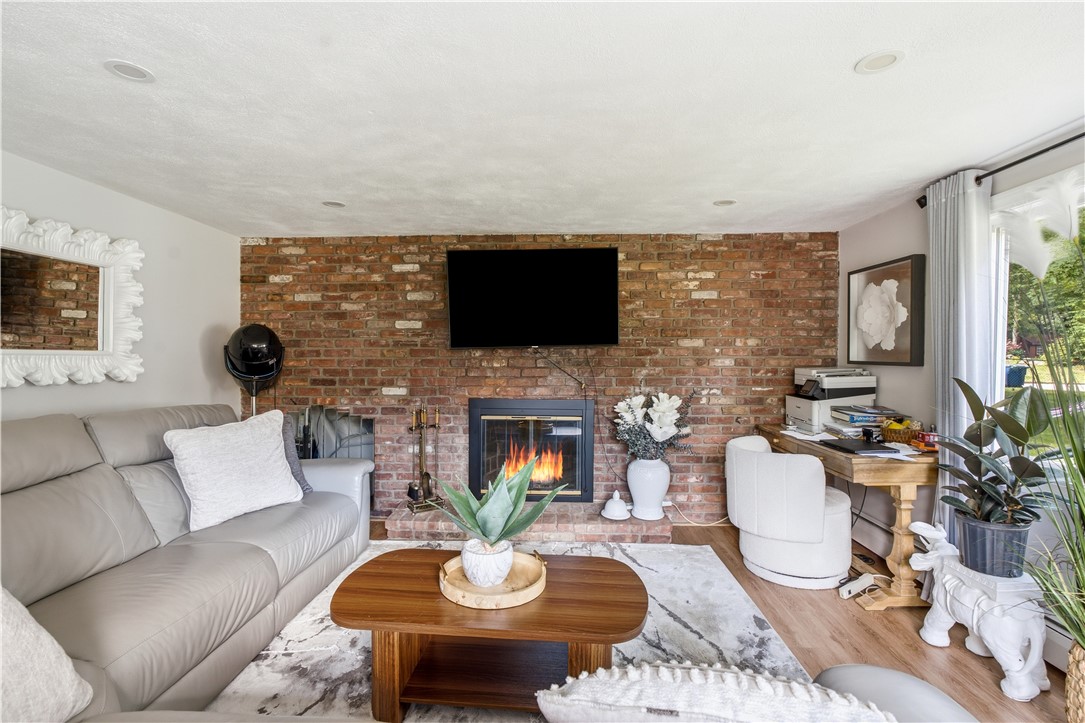 253 Station Street Coventry, RI 02816 - Photo 7 of 48