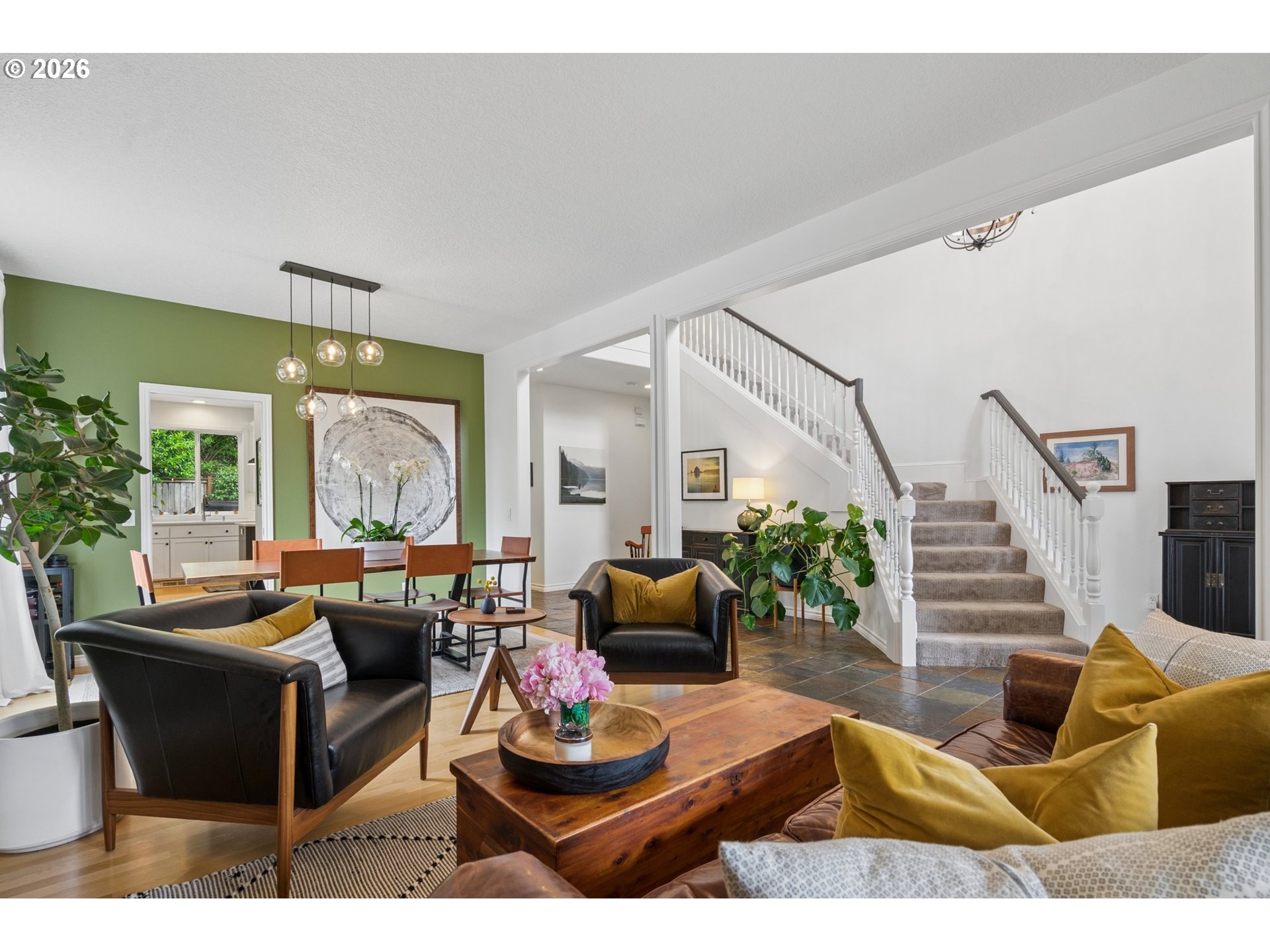 9509 Southwest View Point Terrace Portland, OR 97219 - Photo 6 of 41 Gallery Image 6