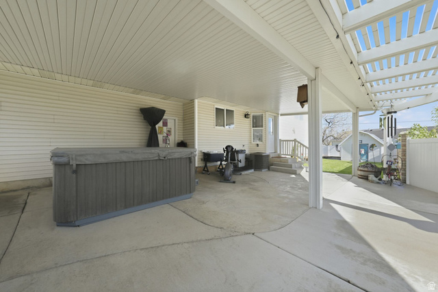 415 East 400 North Santaquin, UT 84655 - Photo 29 of 39 Covered patio with concrete flooring