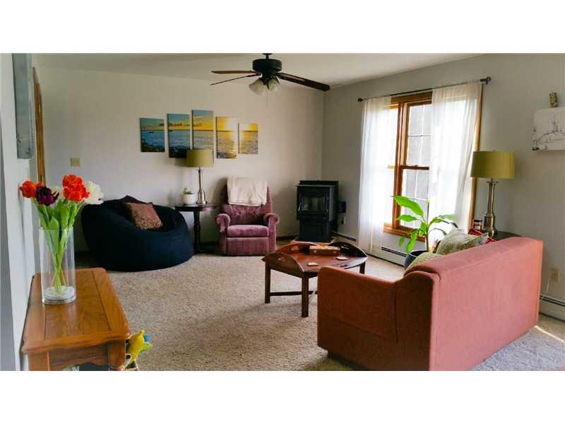 105 Upper Service Road Hookstown, PA 15050 - Photo 7 of 21 Living Room.