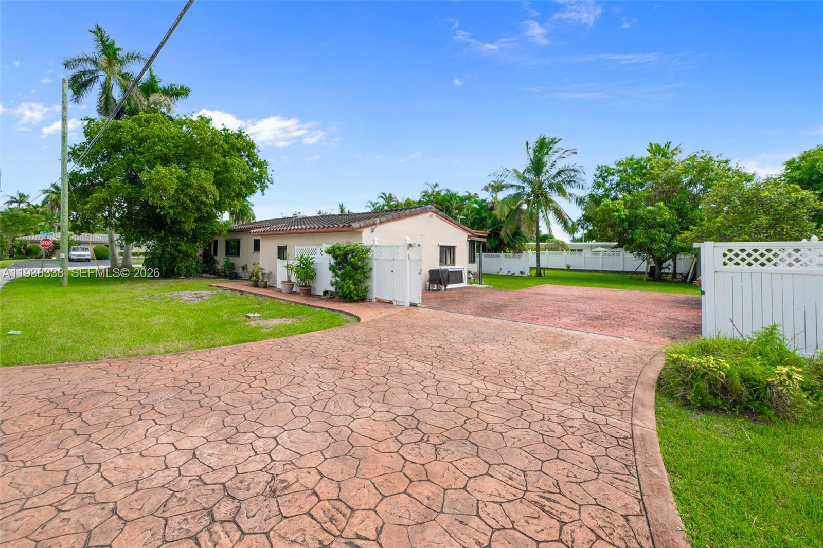 11490 West Biscayne Canal Road Miami, FL 33161 - Photo 6 of 45