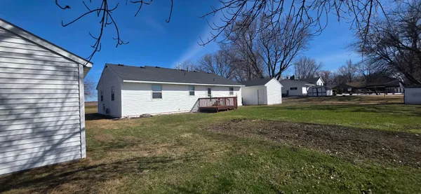 $159,900 | 300 Central Avenue South, Hollandale, MN 56045