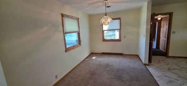 $159,900 | 300 Central Avenue South, Hollandale, MN 56045