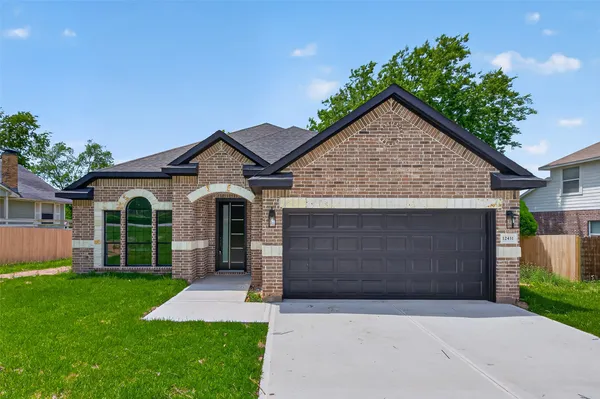 $350,000 | 12431 Green Ridge Drive, Willis, TX 77318