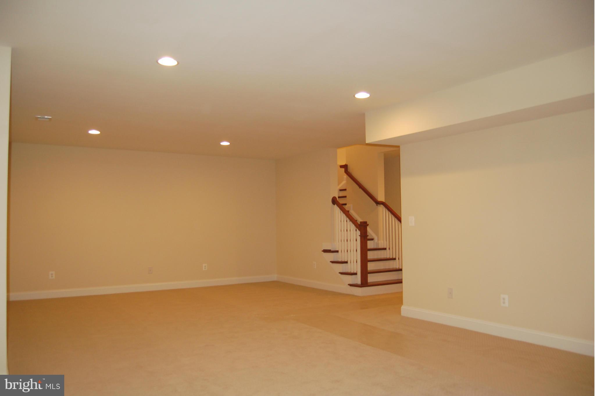 712 Kingsley Road Southwest Vienna, VA 22180 - Photo 25 of 28 Basement