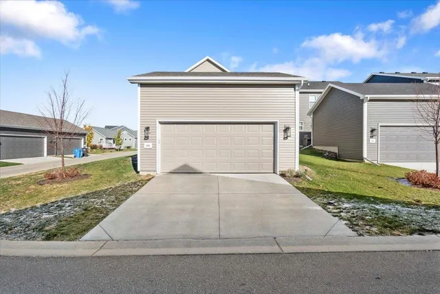 $469,000 | 700 Indigo, Waunakee, WI 53597