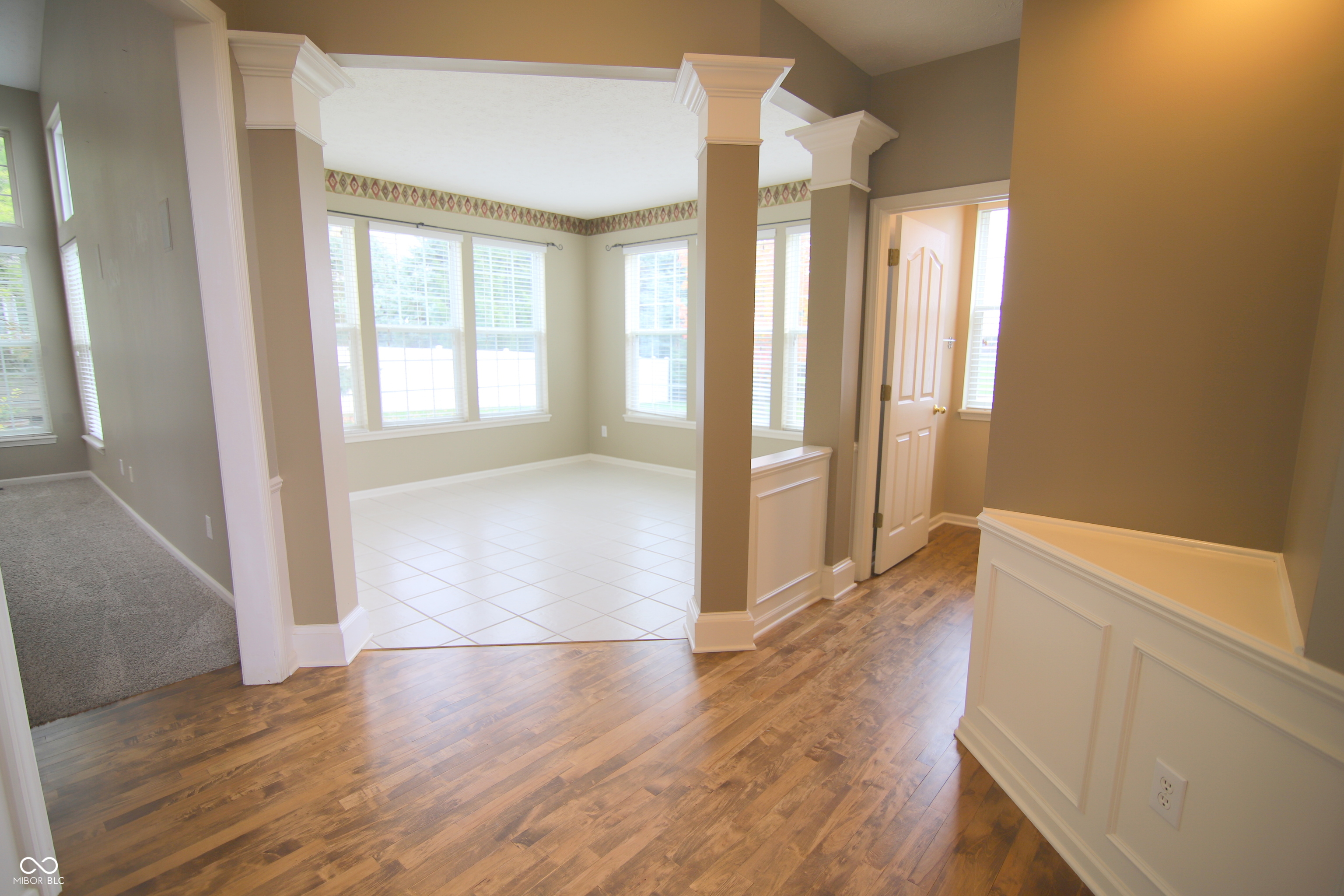 11833 Walker Lane Fishers, IN 46037 - Photo 18 of 46