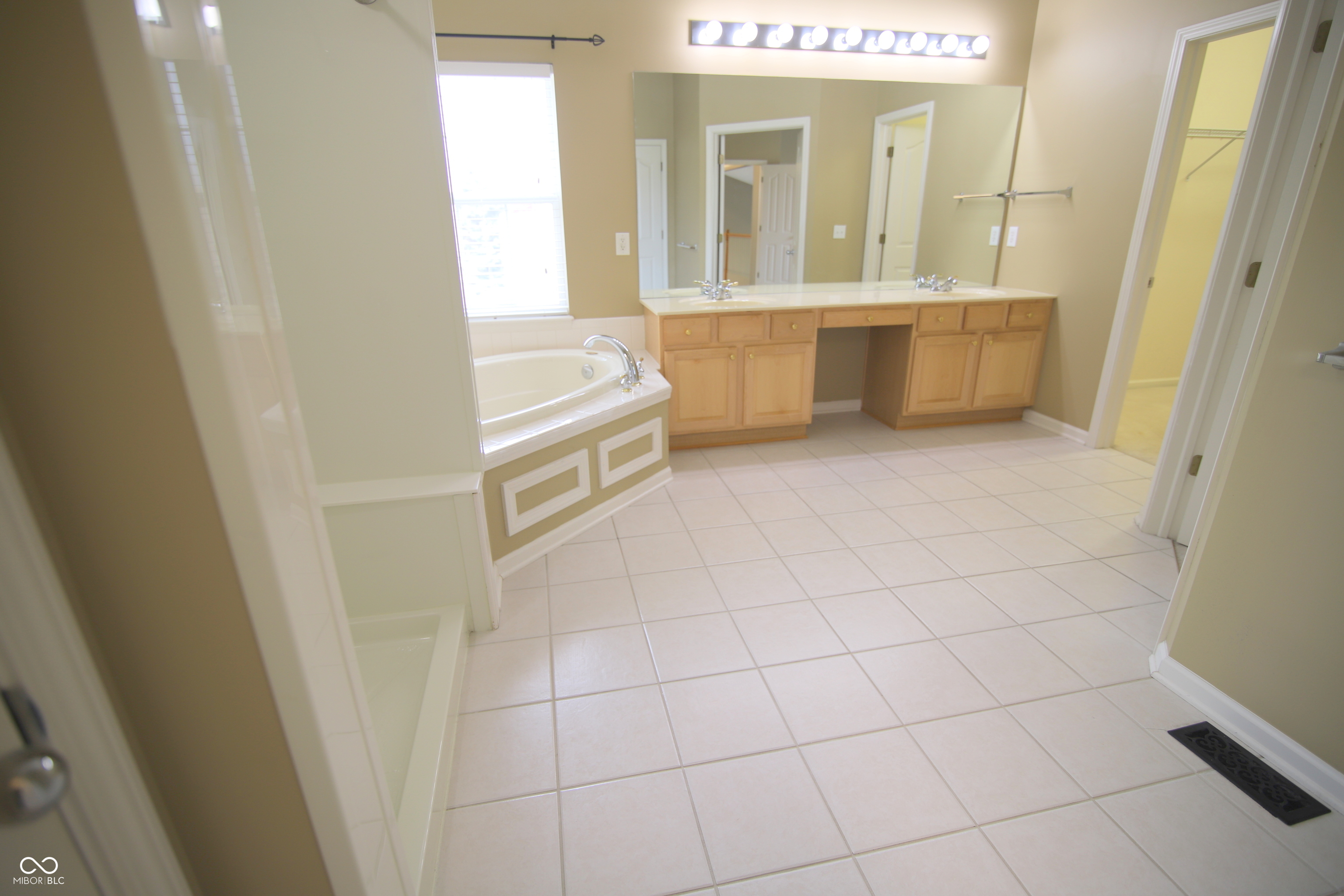 11833 Walker Lane Fishers, IN 46037 - Photo 38 of 46