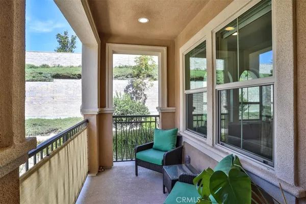 $858,800 | 608 White Oaks, Lake Forest, CA 92610